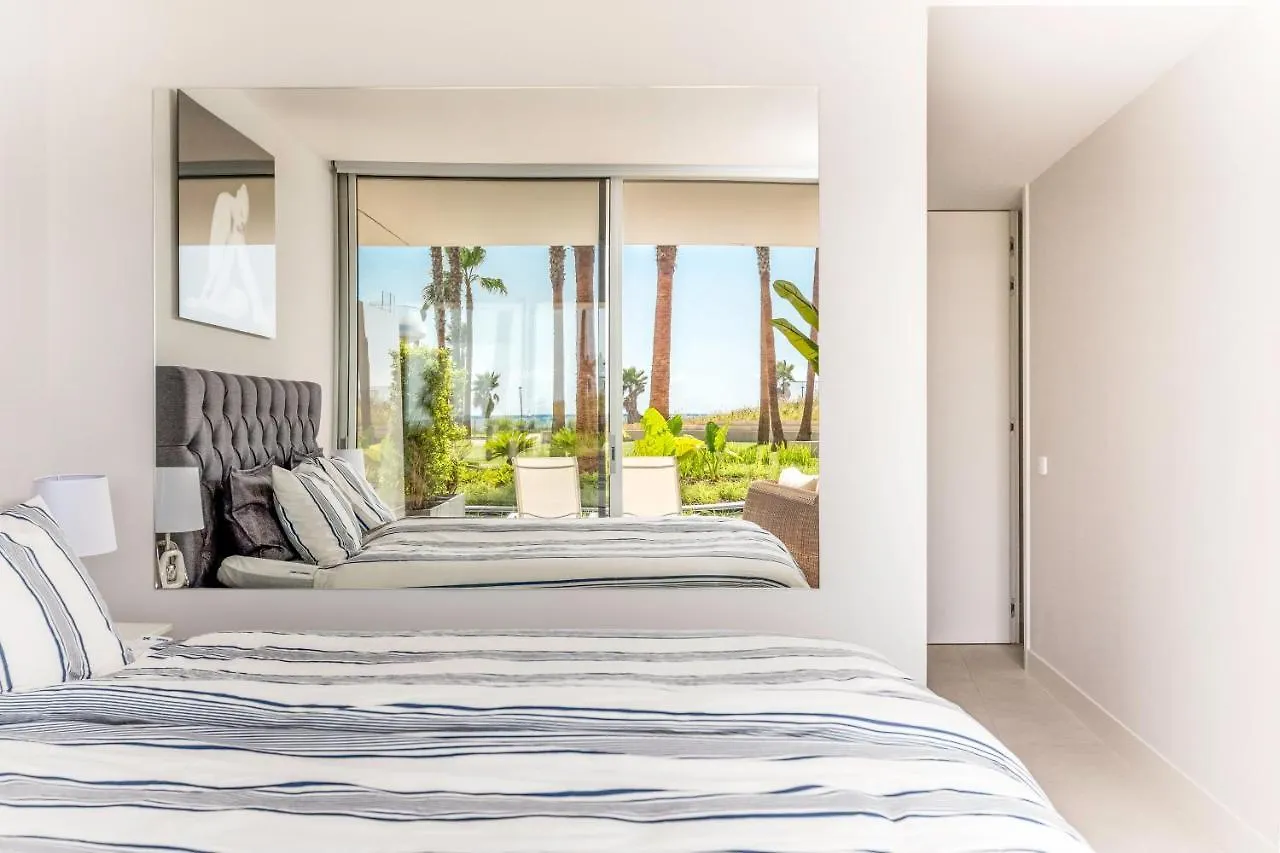 The Edge Front Line Beach Luxury And Spa Estepona Apartment